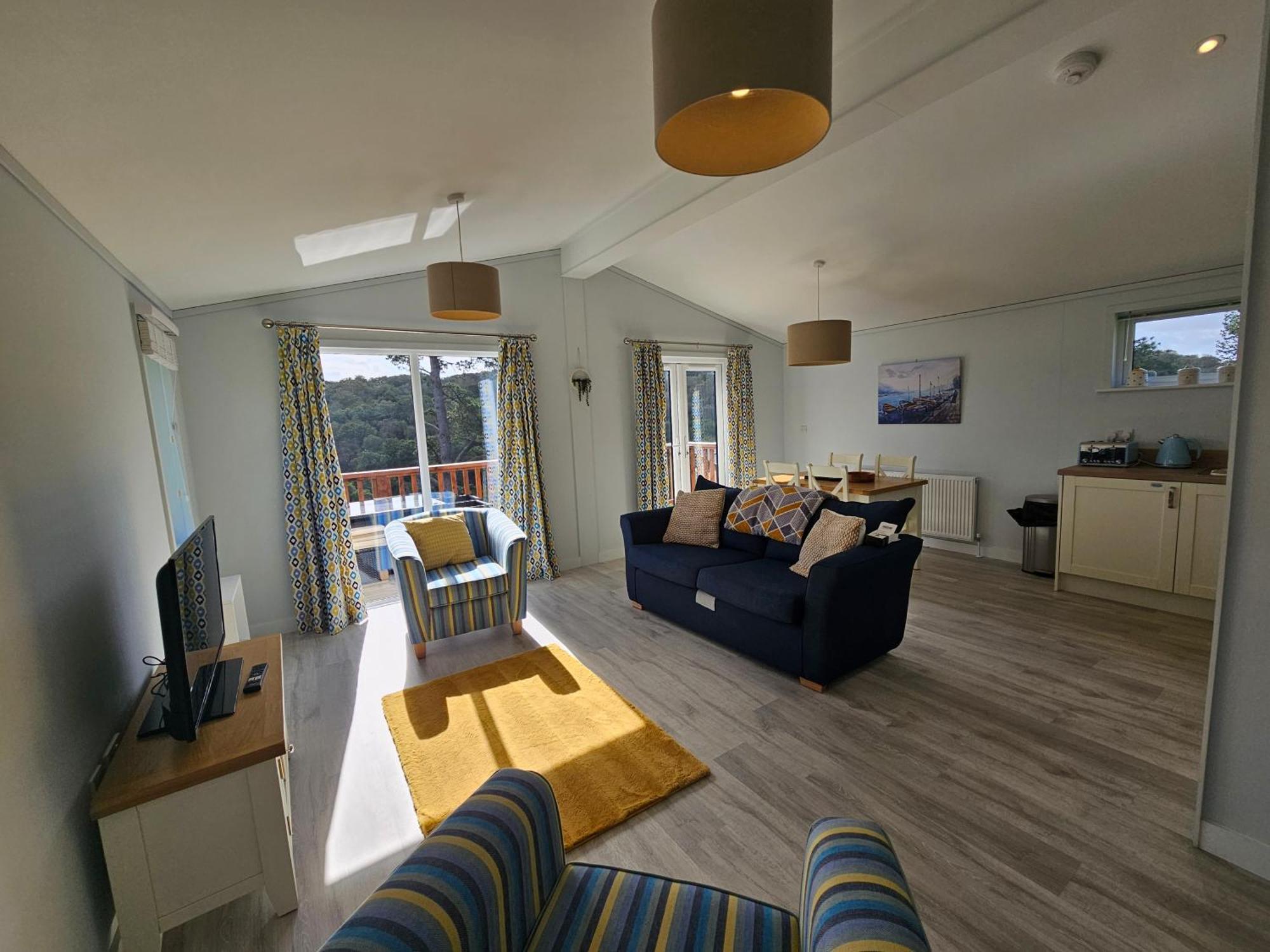 Peacock - Sleeps 4 - 2 Bedrooms