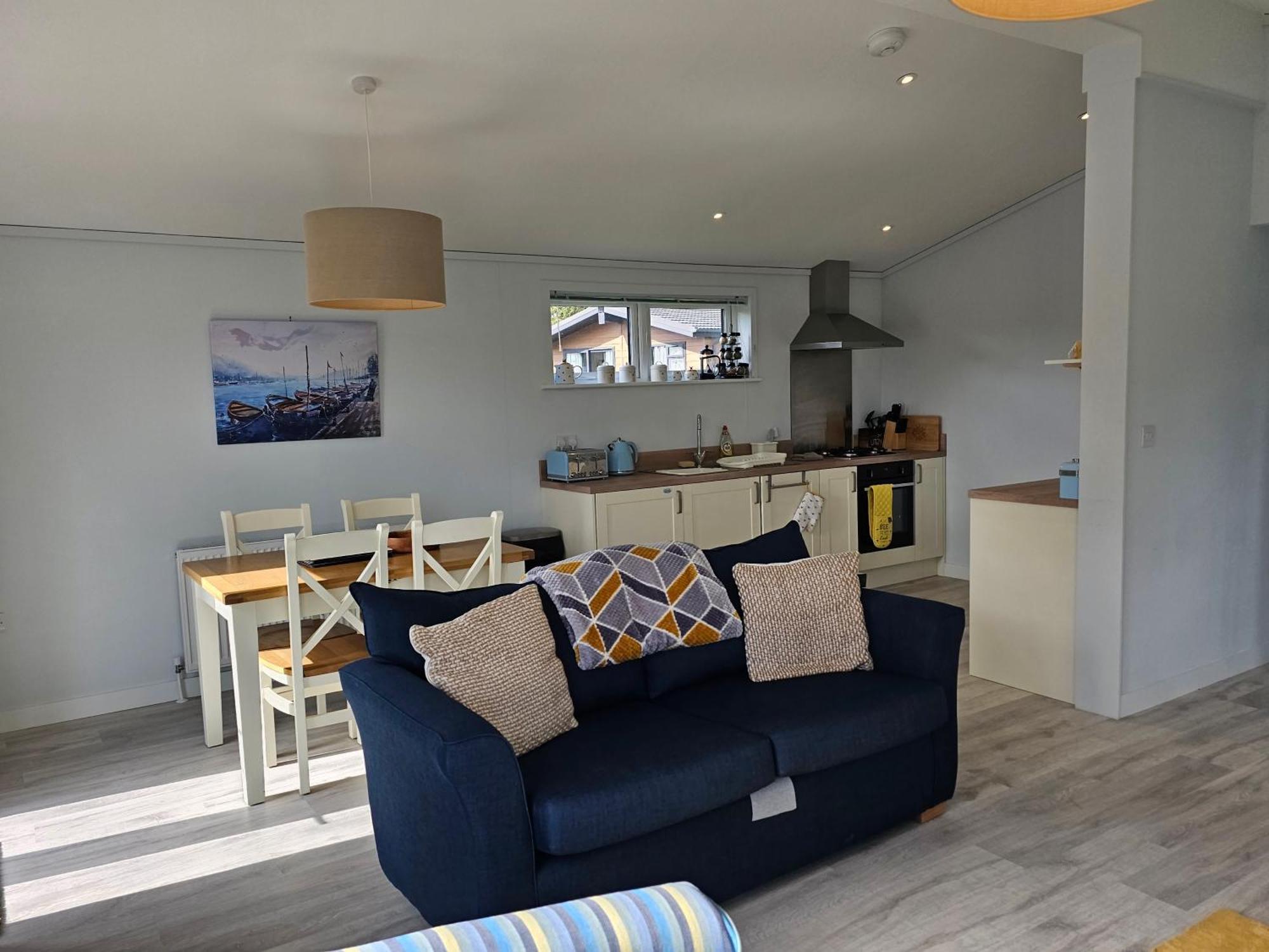 Peacock - Sleeps 4 - 2 Bedrooms Holiday home